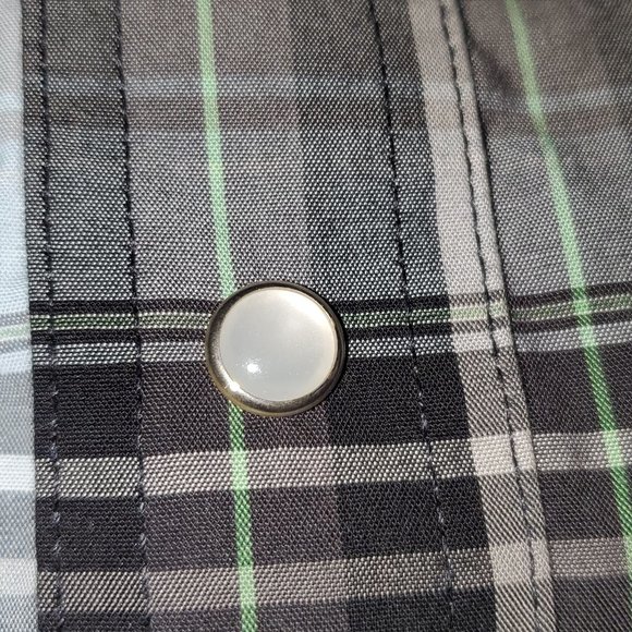 💥Sale💥Wrangler Button Down Long Sleeve - Picture 4 of 5